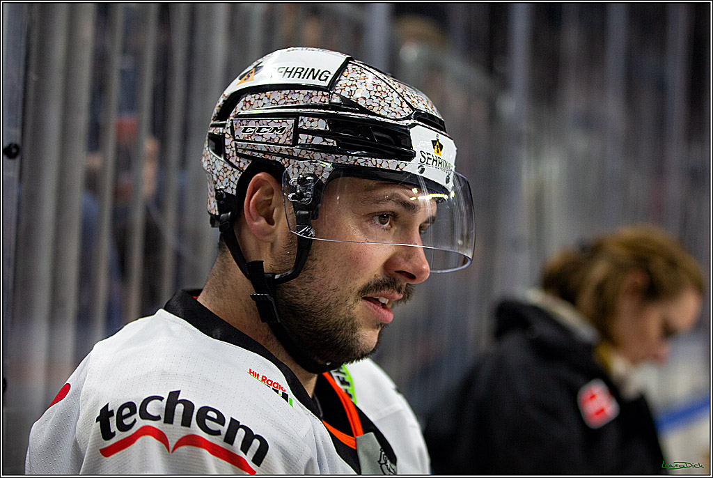 PENNY DEL; Koelner Haie- Loewen Frankfurt; Koeln, 01.12.2022